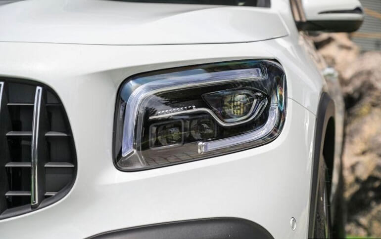 hiệu-suất-xe-mercedes-amg-4-matic hiệu suất xe mercedes amg 4 matic