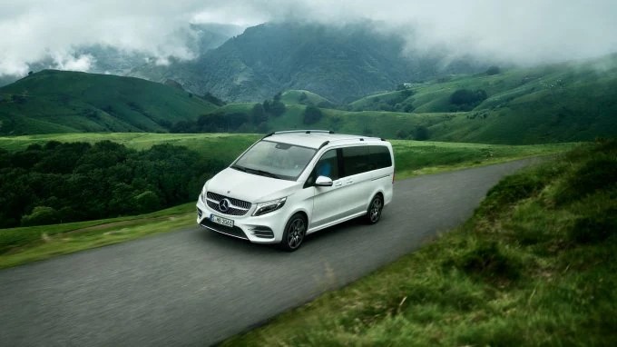 Chi tiết xe MercedesBenz V 250 độ Maybach đầu tiên tại Việt Nam có giá hơn  2 tỷ đồng